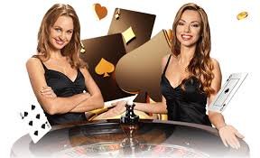 Antarmuka meja Texas Poker di indowin88jp dengan dealer dan pemain